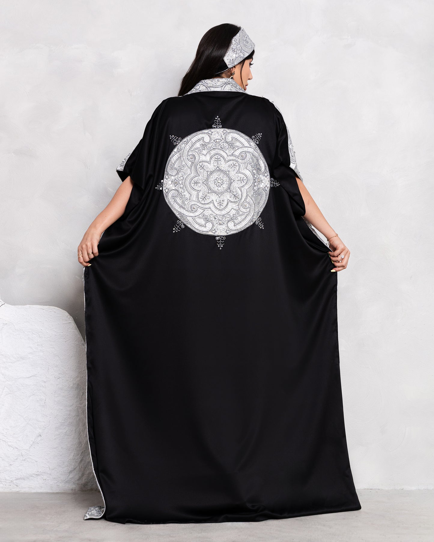 almayssa abaya