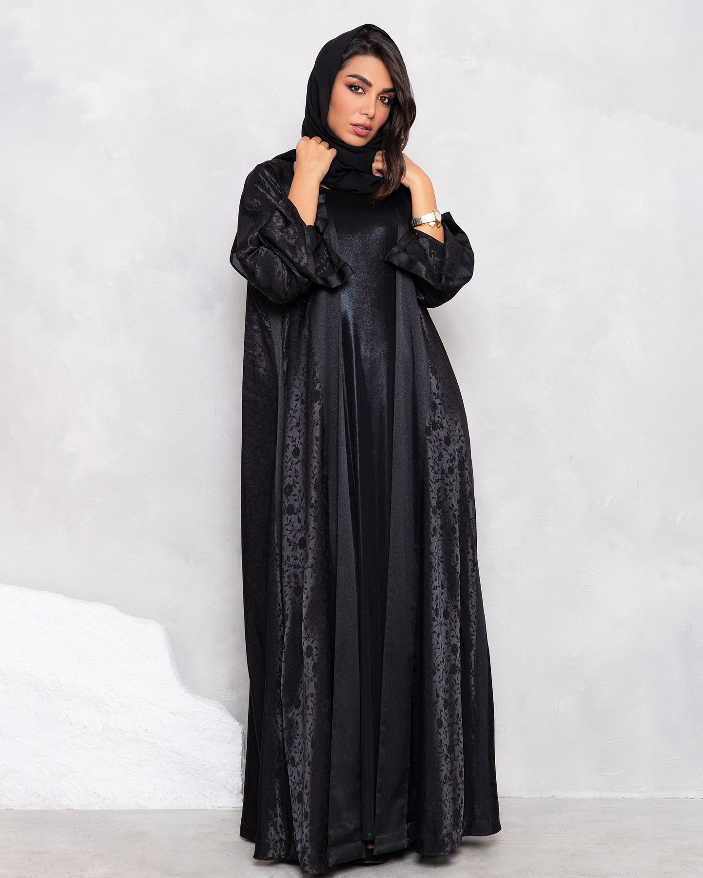 nera abaya