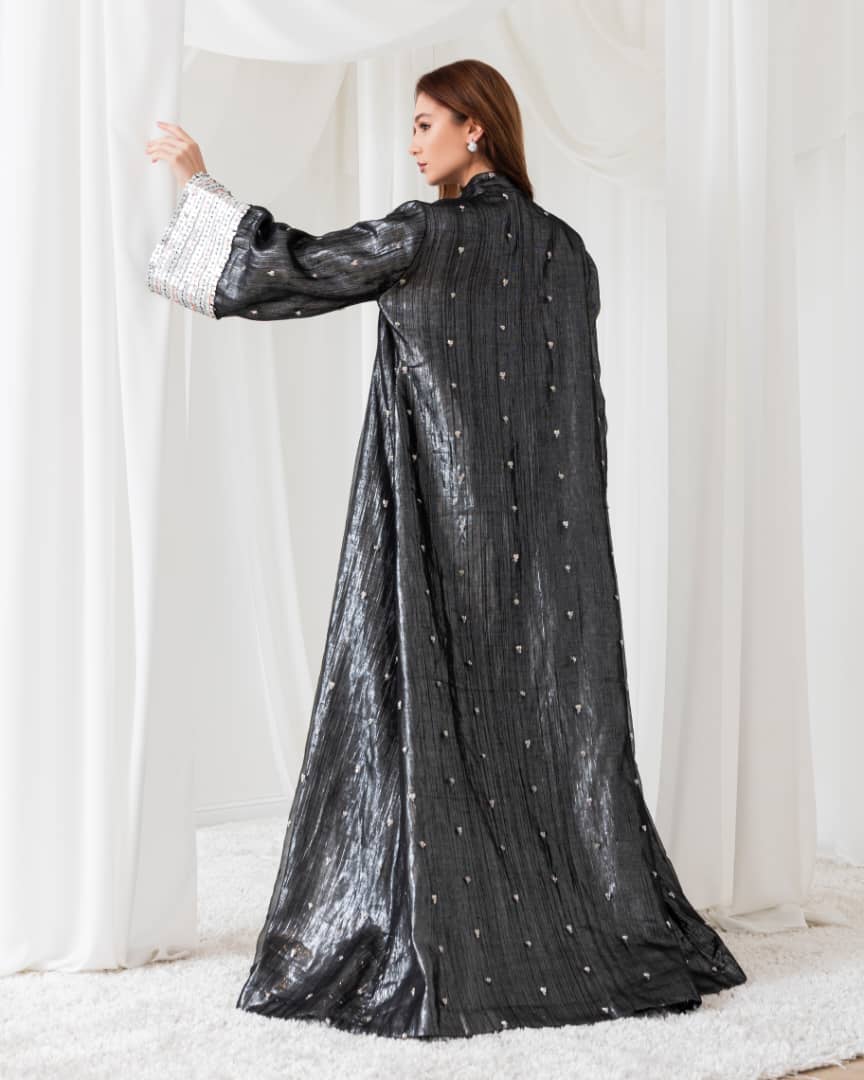 A moon abaya that glows in the night. Perfect for a magical evening look